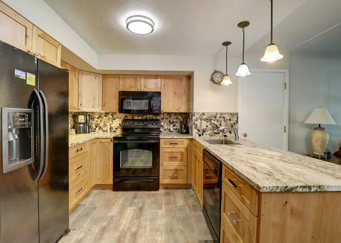 Mp504mp506h Mountain Plaza 2br 3ba *